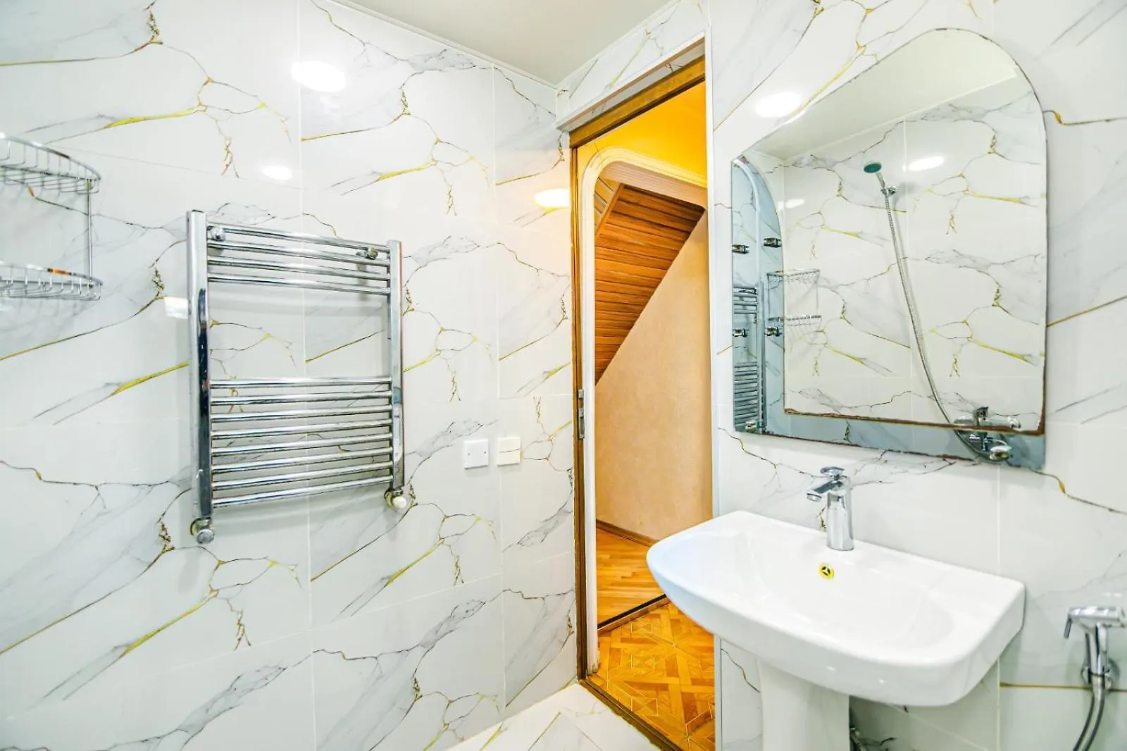 Apartment Hiss Lux Baku 0*,